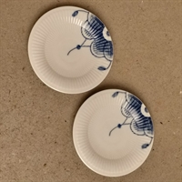 mega-mussel-asietter-blaa-hvid-porcelaen-royal-Copenhagen-genbrug